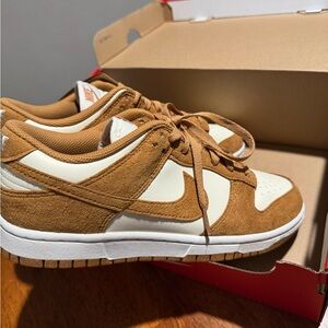 Nike Low-Top Sneakers in Wheat and Sail